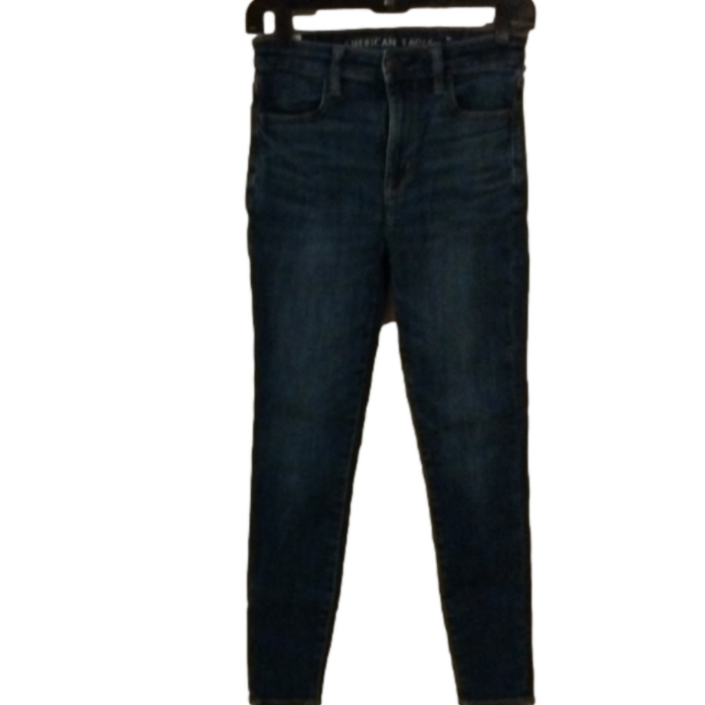 American Eagle Super hi rise jegging. Size 2 short.